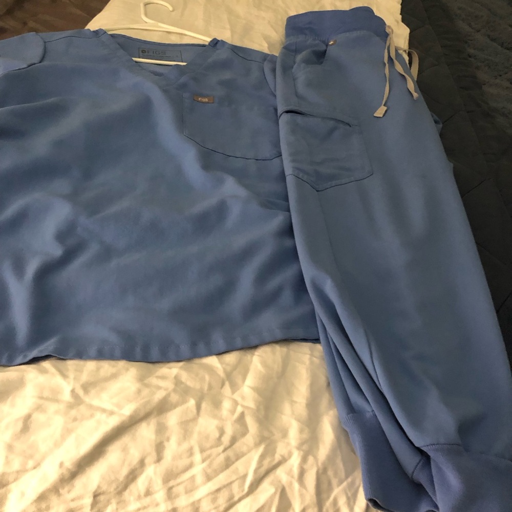 Figs set scrubs ceil blue